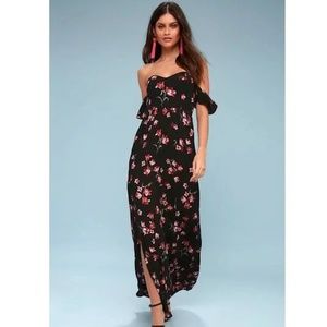 NWT Lulu's Smocked Kiss and Petal Black Floral Print Off-the-Shoulder Ma…